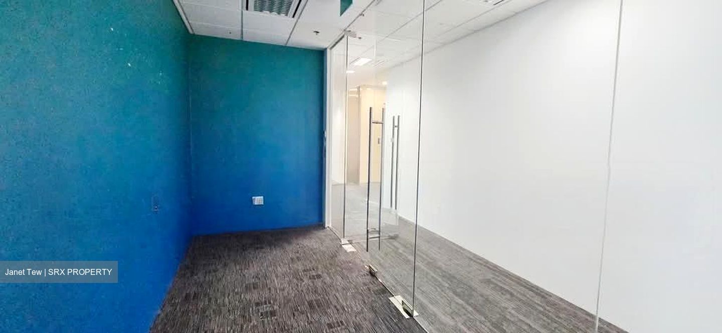 Ocean Financial Centre (D1), Office #592352051